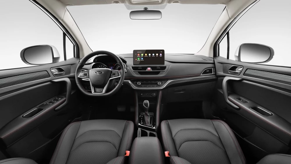 Кроссовер JAC JS3 салон интерьер