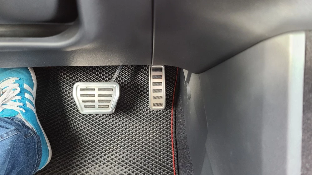 Jetour Dashing салон интерьер педали педальный узел