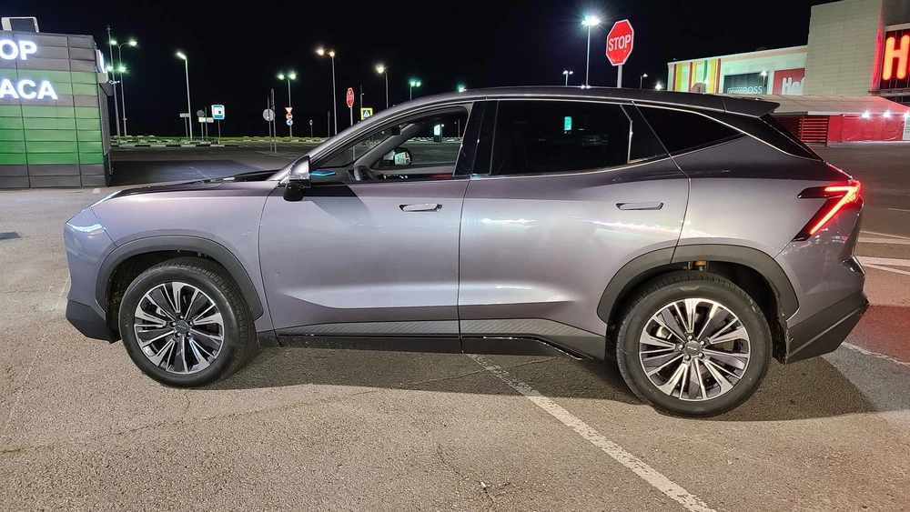 Jetour Dashing серый сбоку