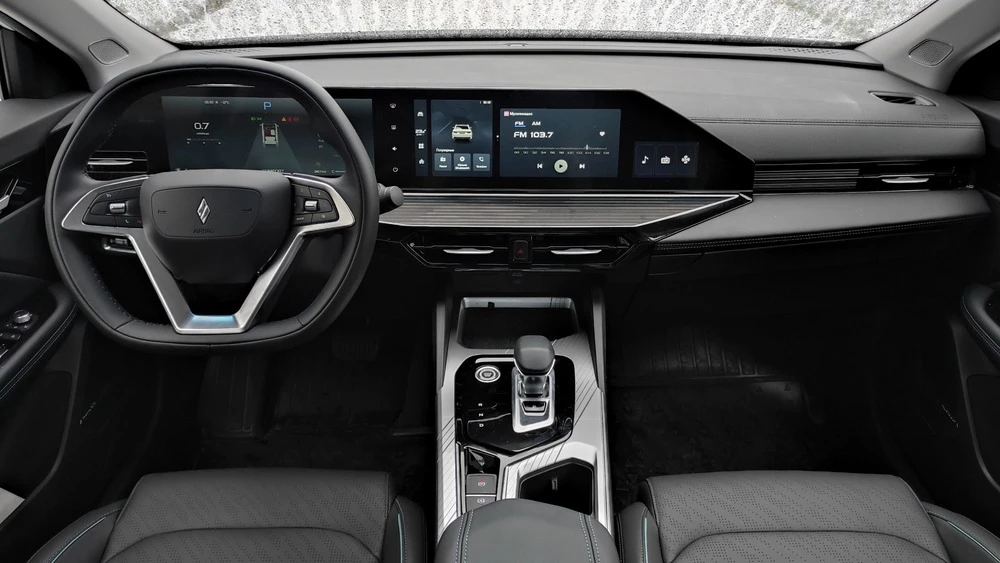 седан Livan S6 Pro салон интерьер передняя панель