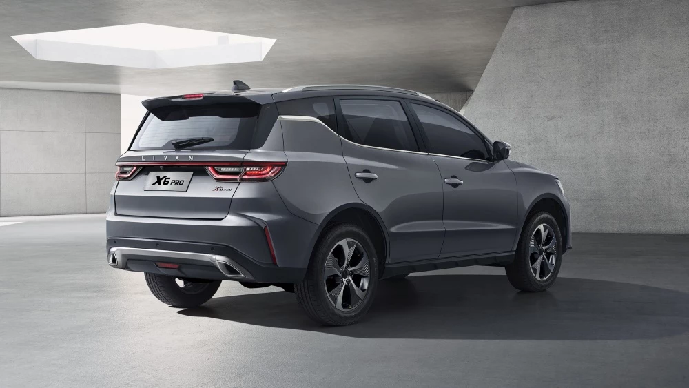 Кроссовер Livan X6 Pro сзади сбоку