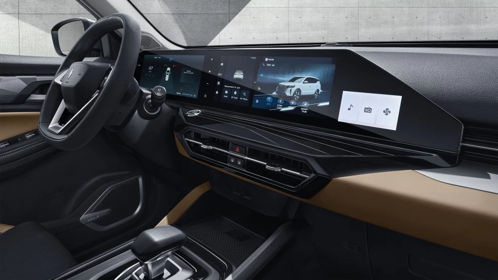 Кроссовер Livan X6 Pro салон интерьер