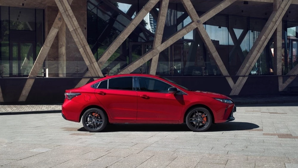 OMODA S5 GT сбоку Кунцево