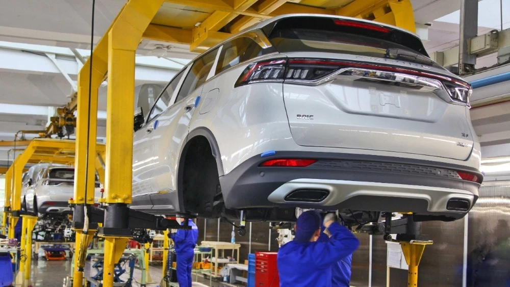 BAIC X7 Автотор сзади конвейер сборка