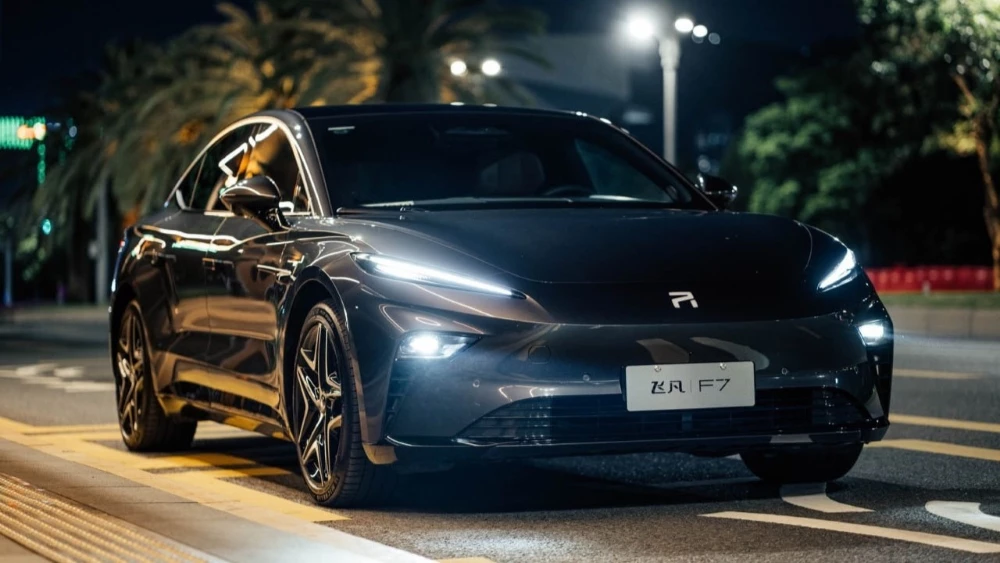 Rising F7 сбоку спереди