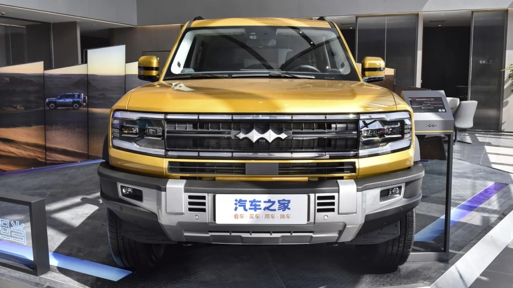 BYD Fang Cheng Bao Leopard 5 спереди