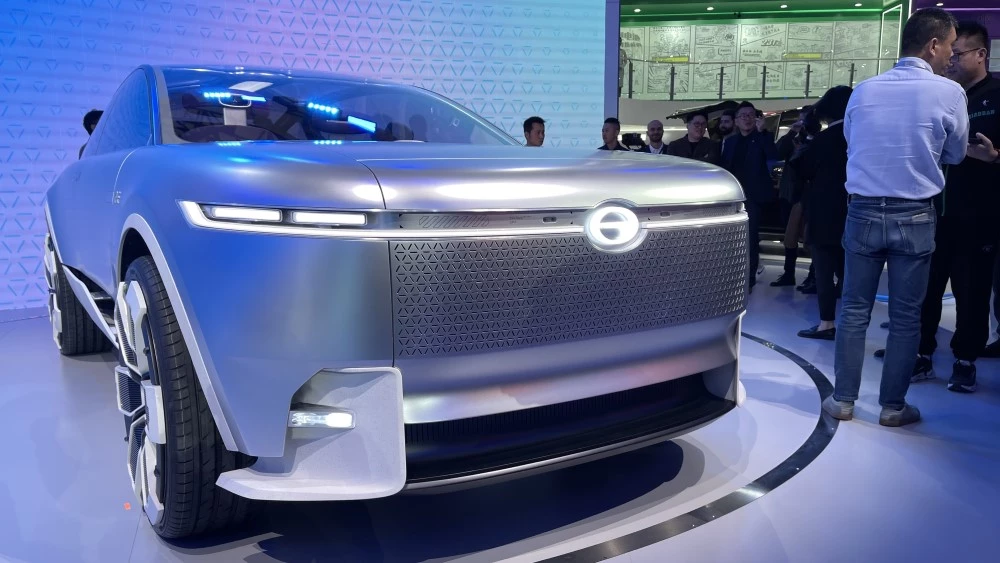 GAC ERA концепт-кар Гуанчжоу автосалон сбоку спереди