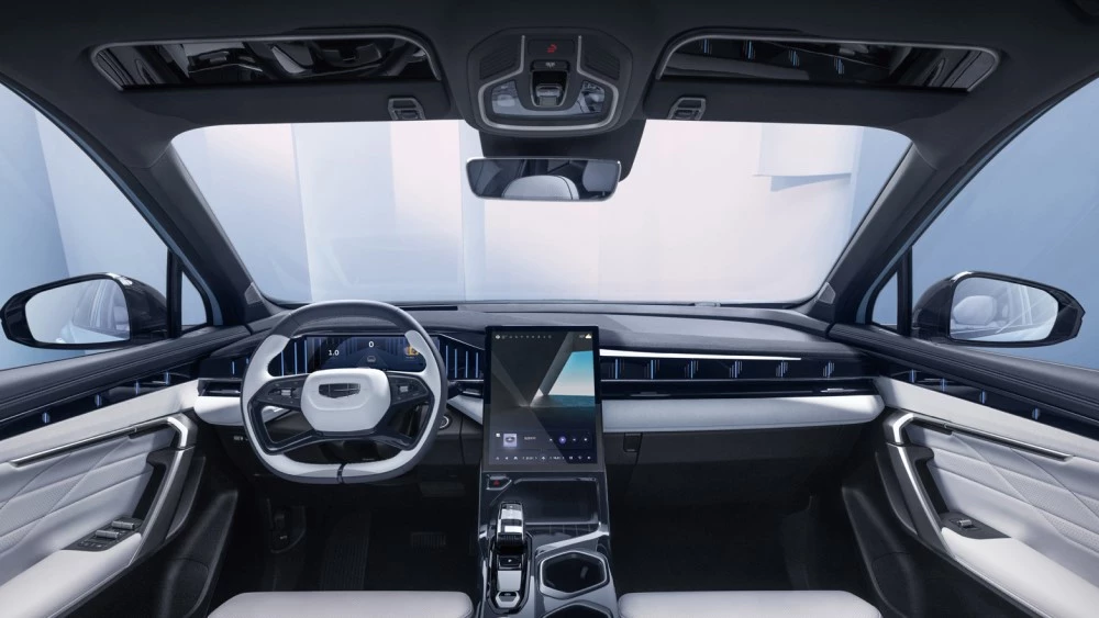 Geely Atlas L салон интерьер