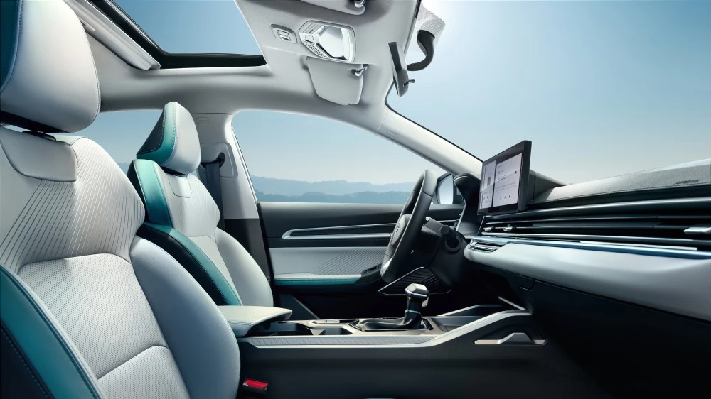 Седан Geely Emgrand салон интерьер