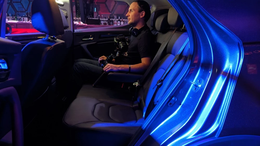 JAC JS3 салон интерьер второй ряд