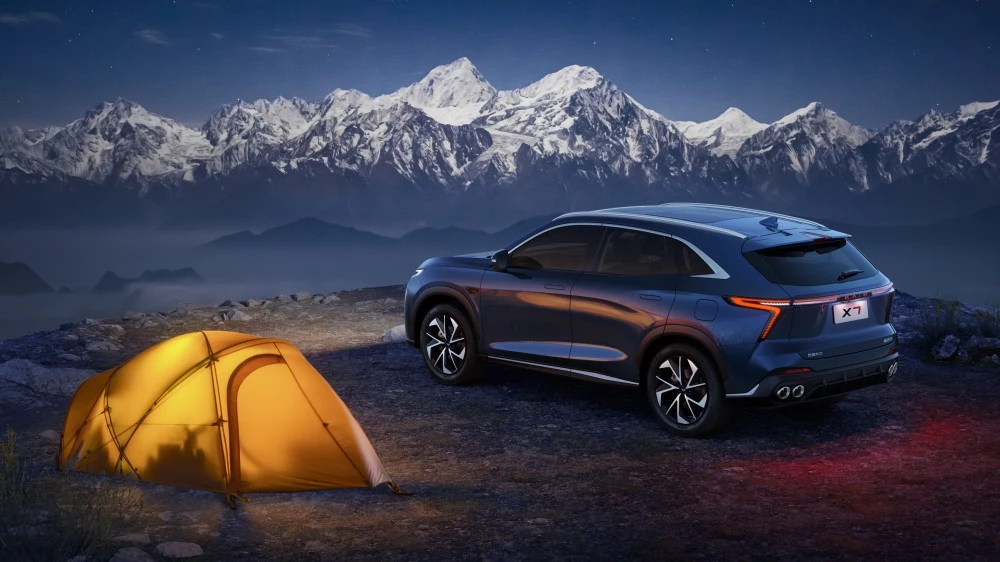 Kaiyi Kunlun X7 сзади сбоку