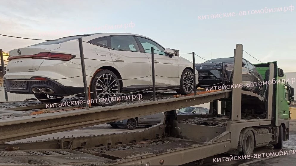 Лифтбек MG 7 и MG 4 Mulan в Санкт-Петербурге автовоз