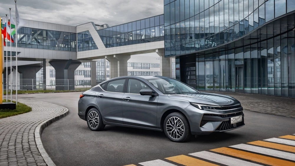 Москвич 6 сбоку спереди в статике Казань