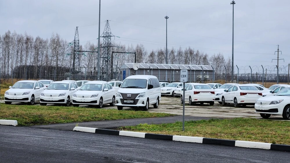 Evolute i-Pro седаны Моторинвест продукция готовые машины