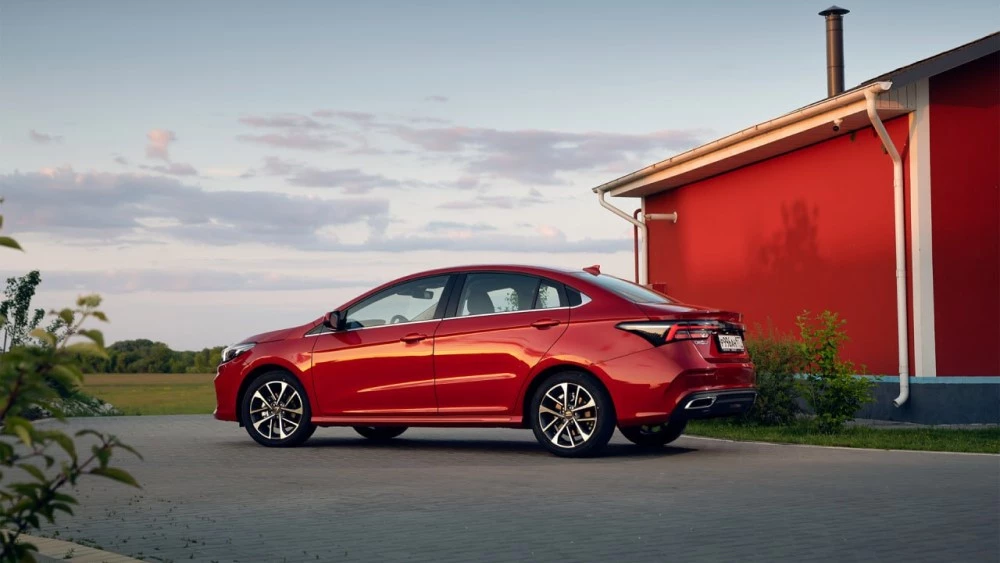 Omoda S5 Кунцево сбоку