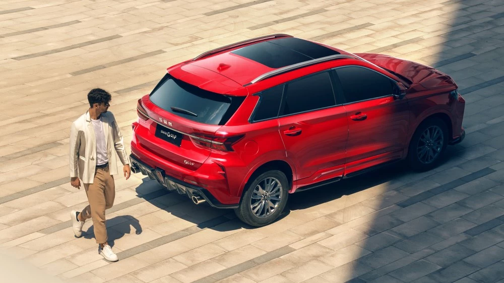 SWM G01F сбоку сзади