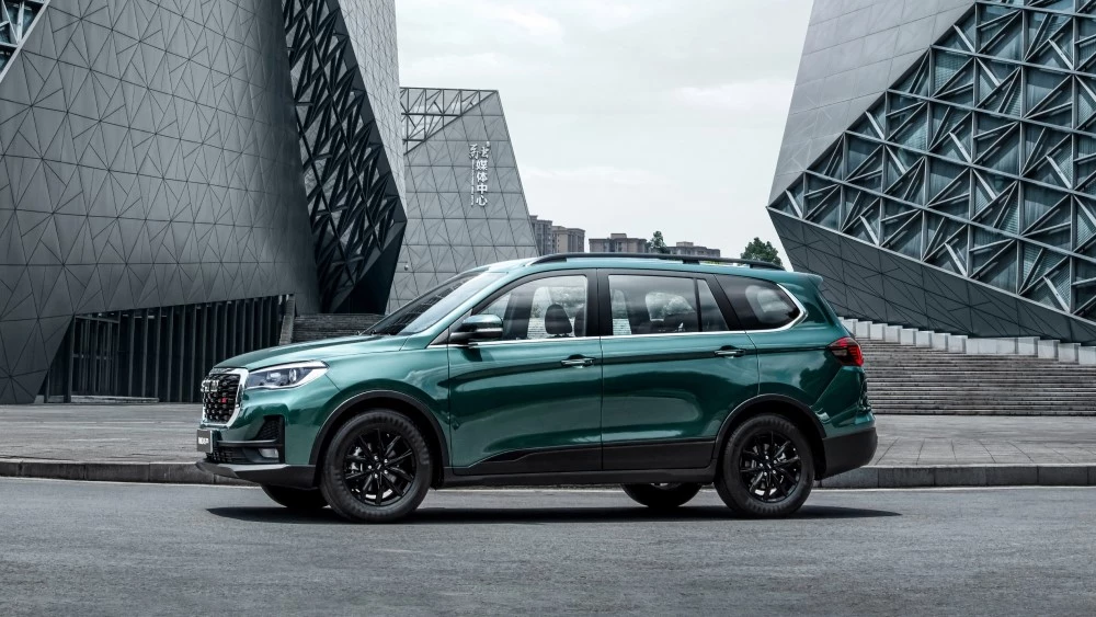 SWM G05 Pro сбоку спереди