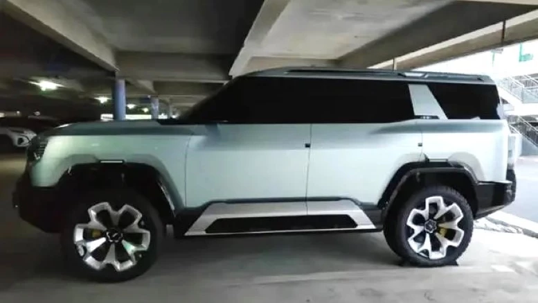 BYD FangChengBao Leopard 8 сбоку