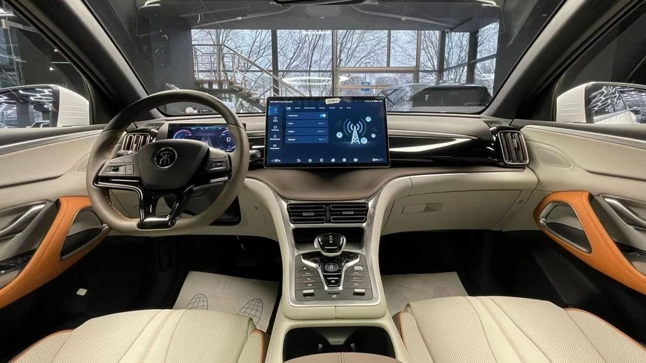 BYD Song Pro DM-i салон интерьер