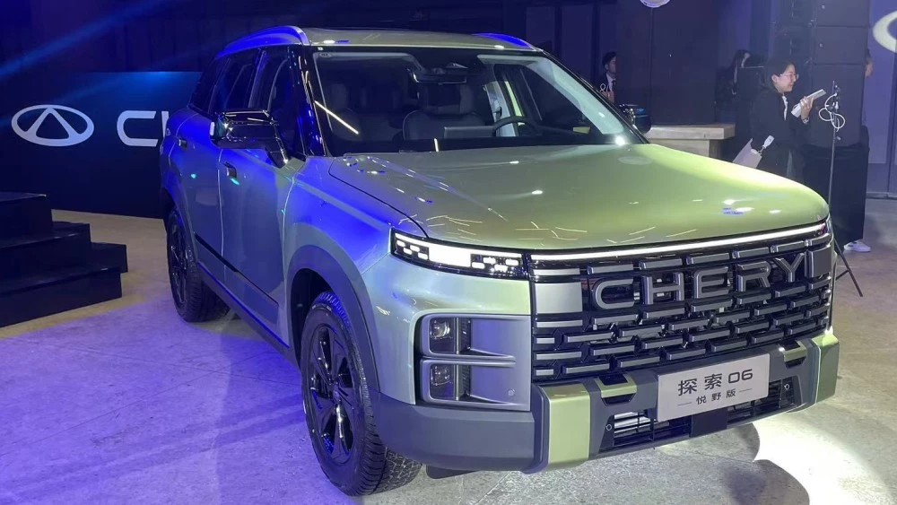 Chery Explore 06 презентация максимальная комплектация сбоку спереди