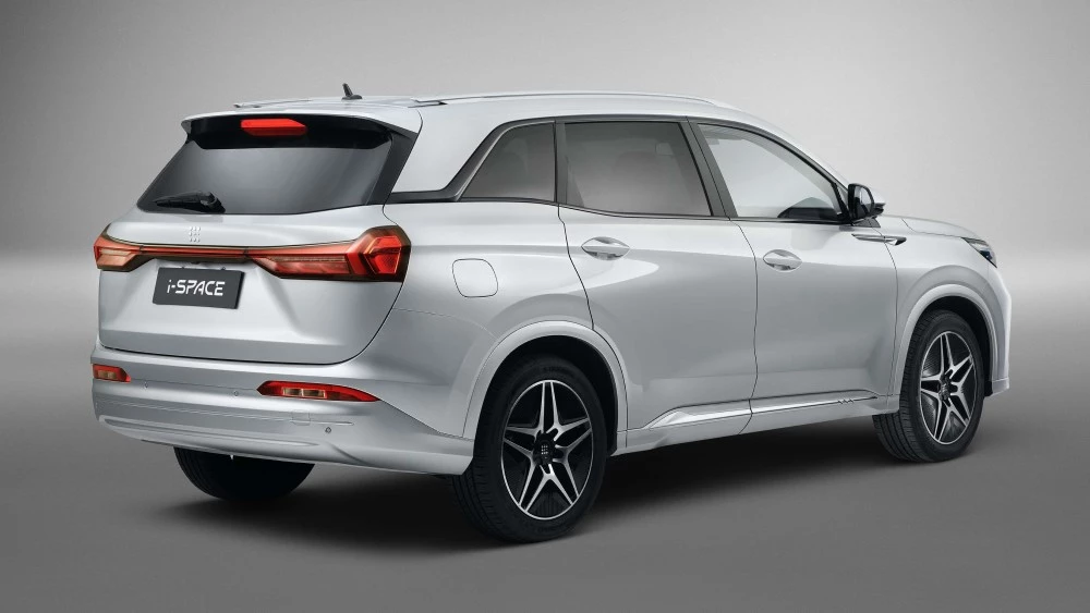 Evolute i-Space сзади сбоку