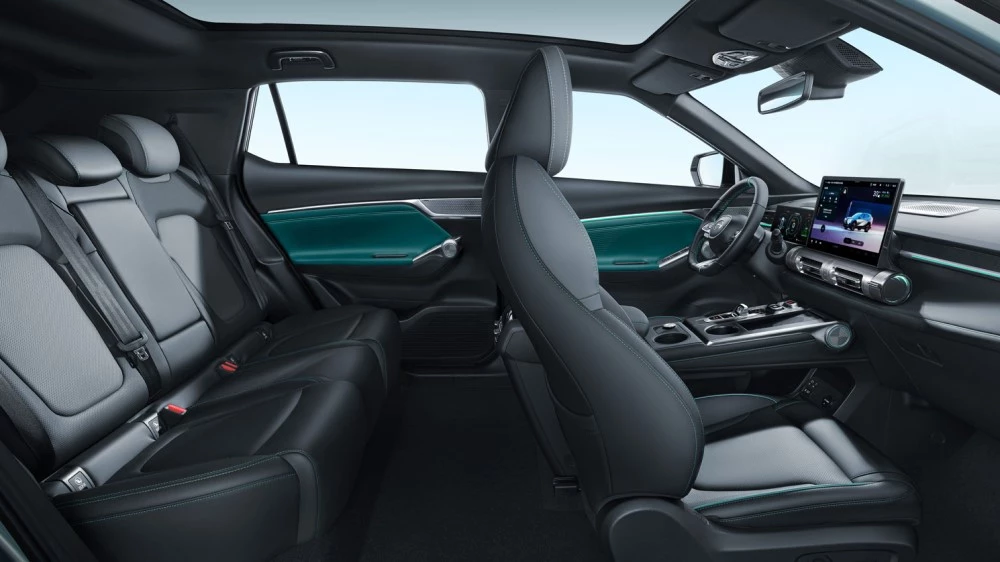 GAC Emkoo салон интерьер первый второй ряд сиденья