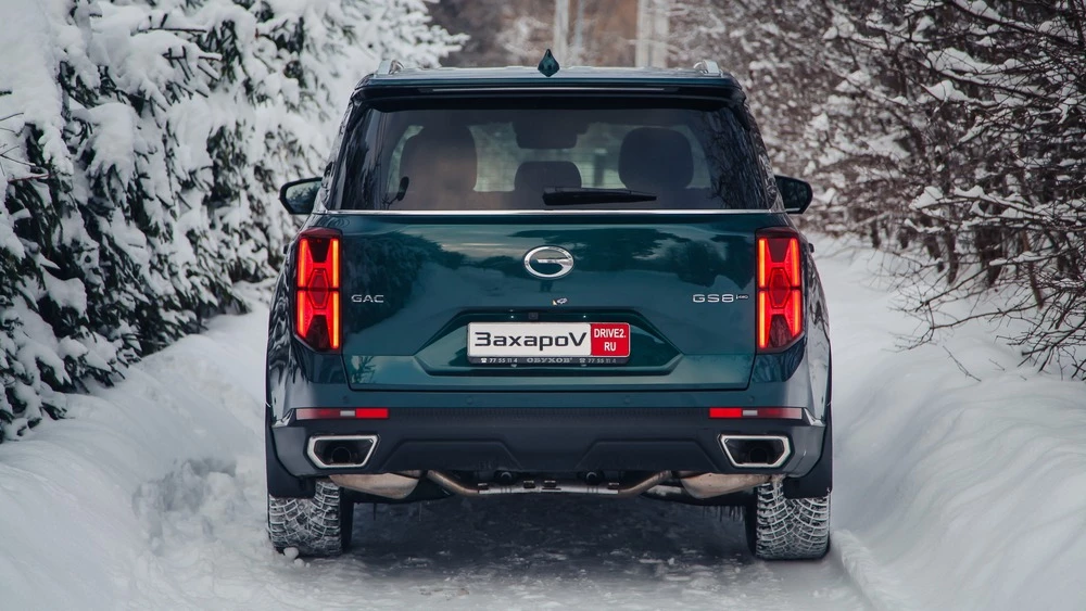 новый GAC GS8 второго поколения сзади
