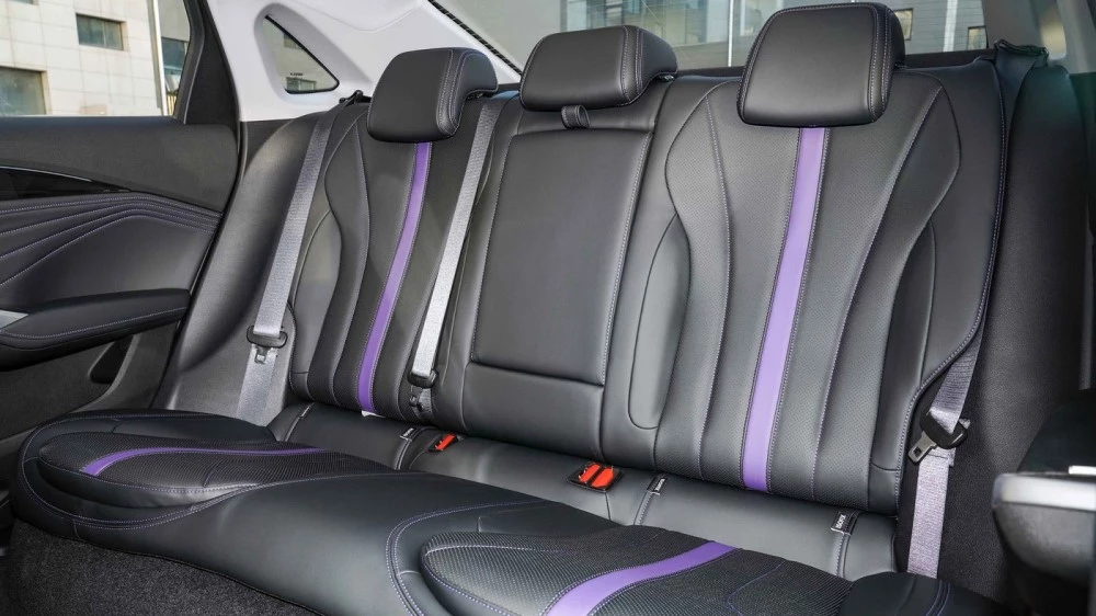Geely Preface L салон интерьер второй ряд сиденья