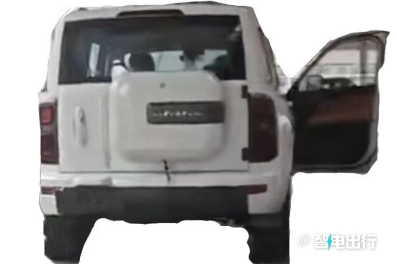 новый Haval H9 сзади фото без камуфляжа