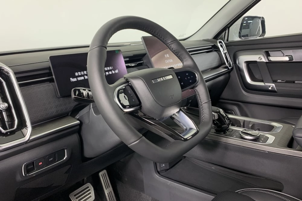 JAECOO​ J7 Кунцево салон интерьер первый ряд