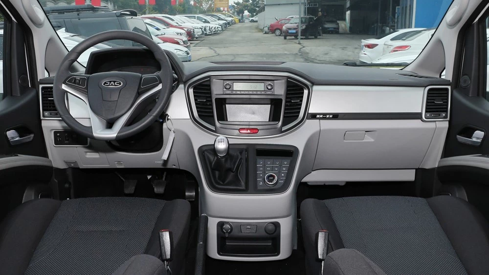 JAC M4 салон интерьер