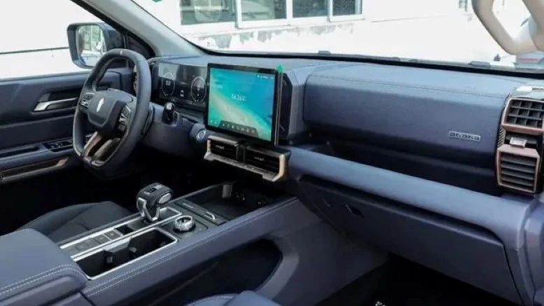 Внедорожник JMC Avenue салон интерьер