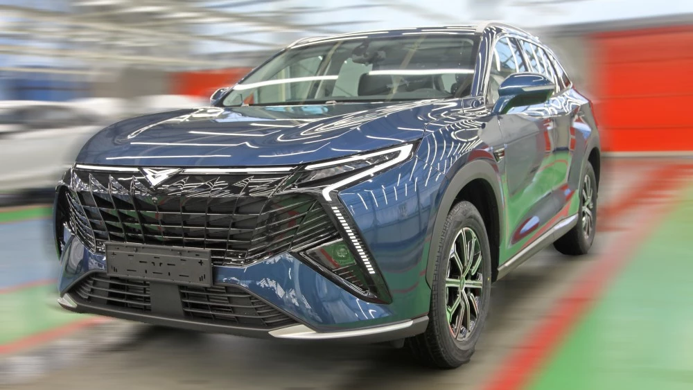 Kaiyi Х7 Kunlun автотор сбоку спереди