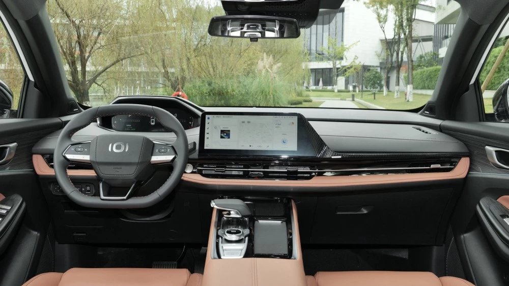 Qiyuan Q05 салон интерьер