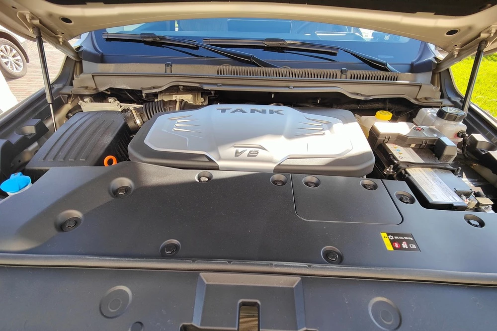 Tank 500 мотор двигатель капот