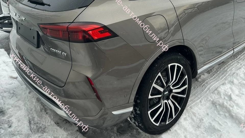 Кроссовер Wey Coffee 01 сзади шильдик