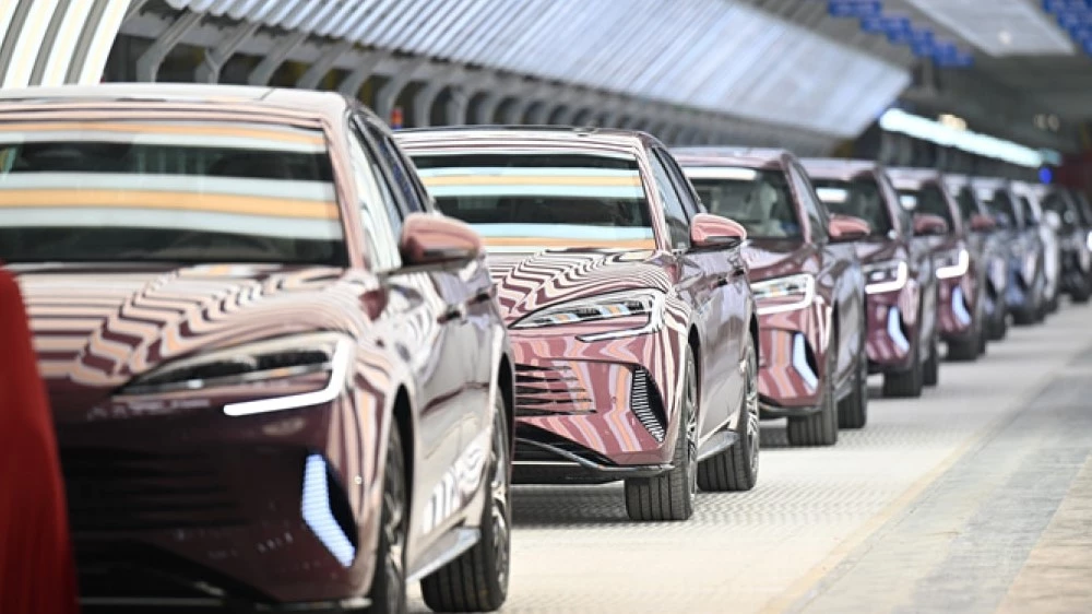 BYD автозавод конвейер производство