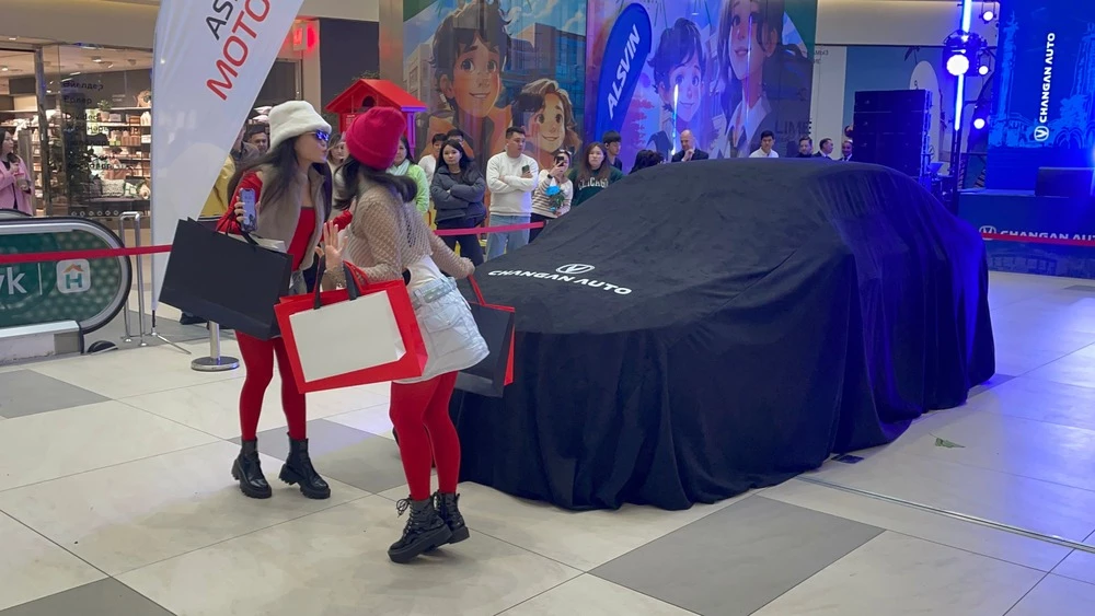Седан Changan Alsvin в чехле в Казахстане презентация