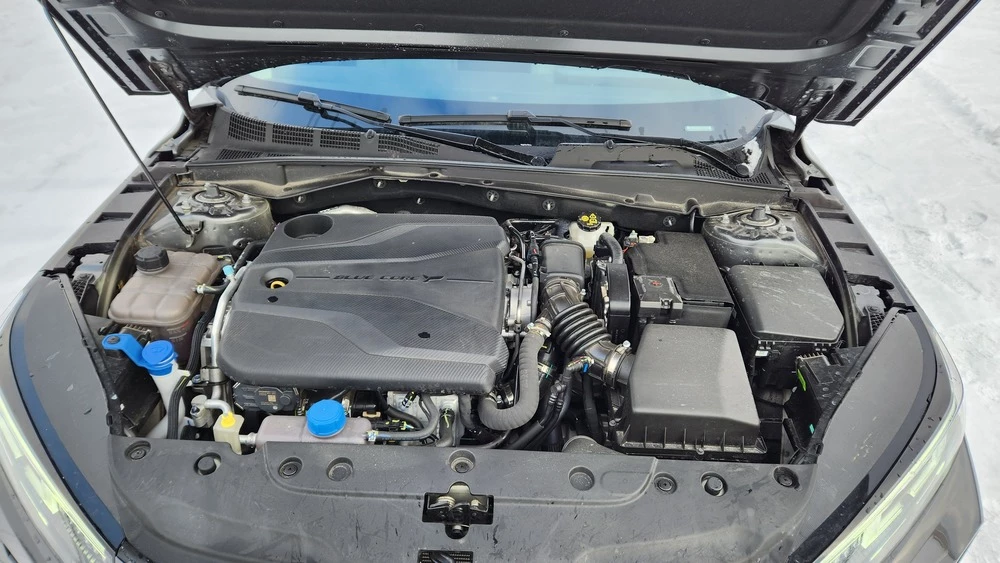 Cедан Changan Lamore капот крышка капота мотор двигатель