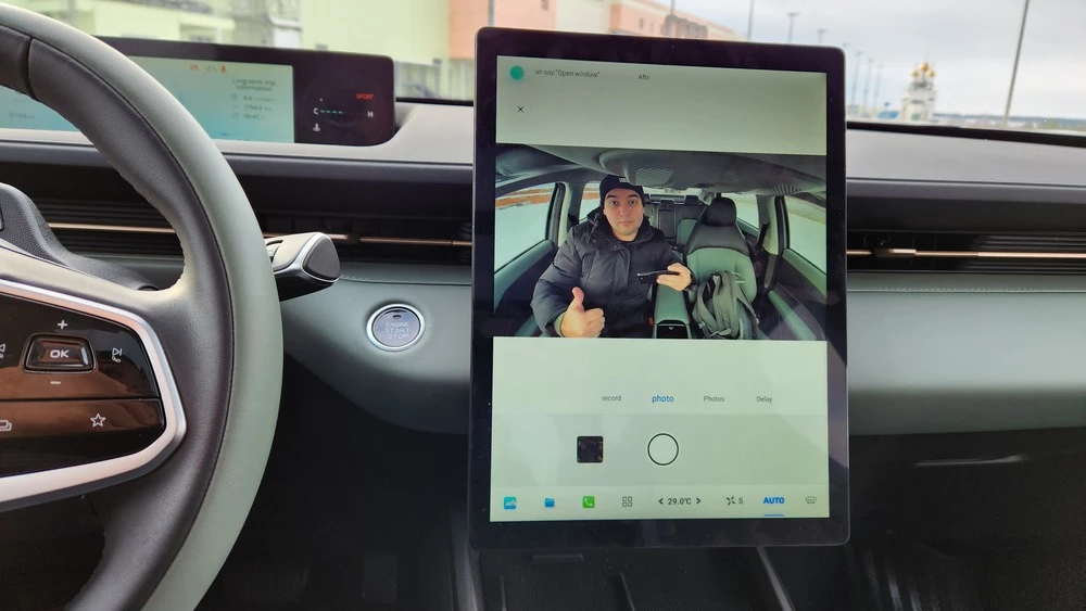 Cедан Changan Lamore салон интерьер медиасистема мультимедиа