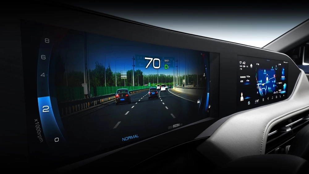 Dongfeng Aeolus Huge в Беларуси мультимедиа центральный экран медиасистема салон интерьер