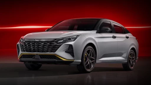 Dongfeng Aeolus Shine спереди сбоку
