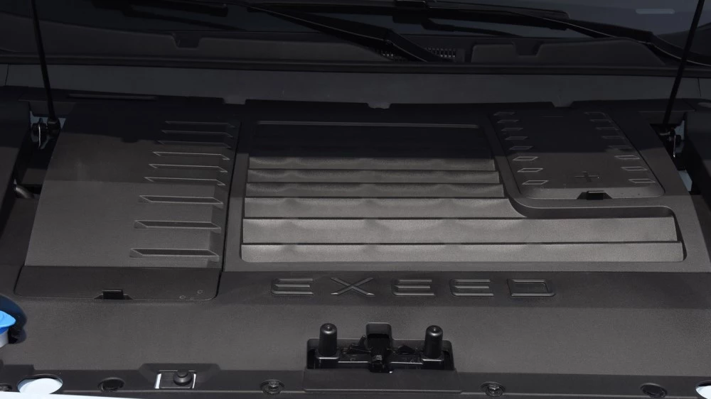 Exeed LX C-DM двигатель мотор гибридный