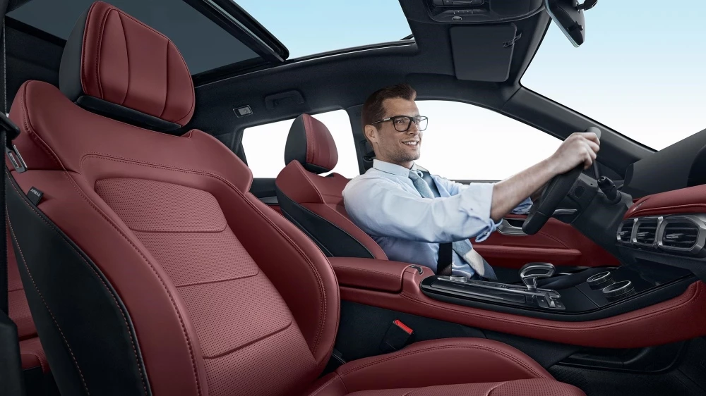 Салон интерьер кроссовера Jetour X70 Plus