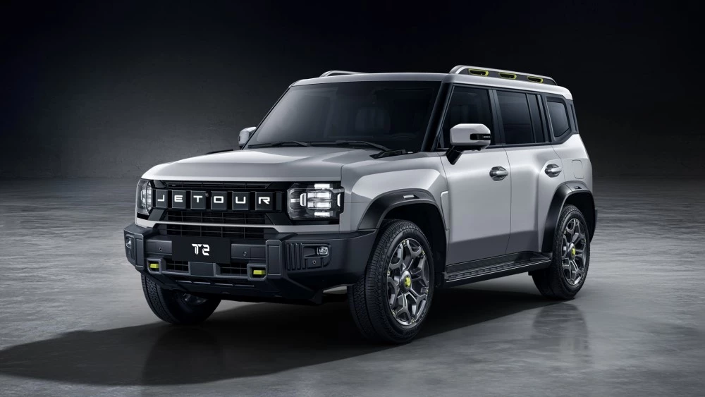 Разобрали на цифры. В Jetour решили раскрыть подробные характеристики кроссовера T2 Кроссовер Jetour T2 сбоку спереди