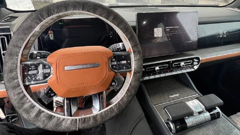 M-Hero в Беларуси салон интерьер руль