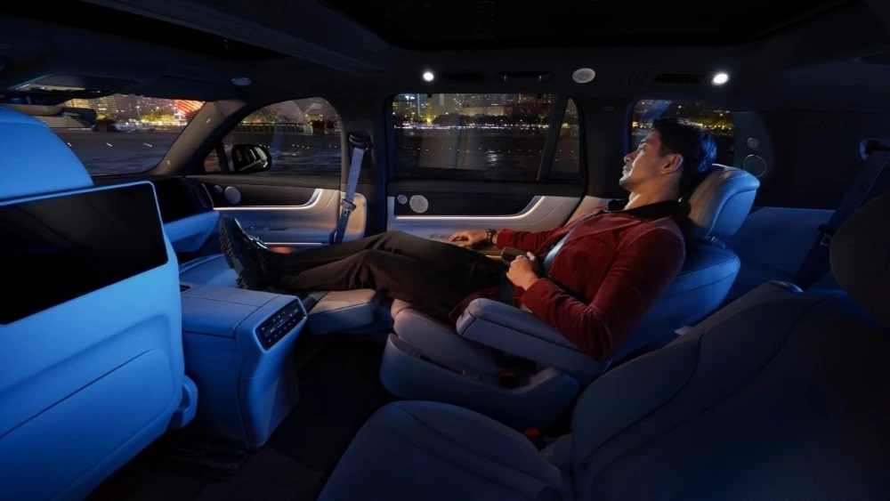 Aito M9 салон интерьер второй ряд