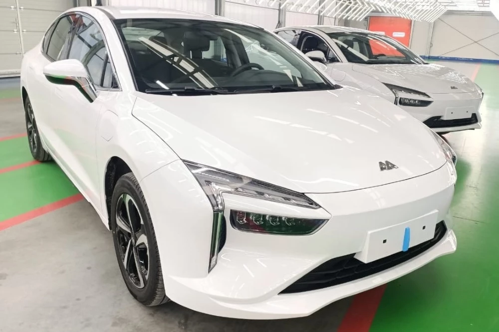 Амберавто А5 сбоку спереди автотор