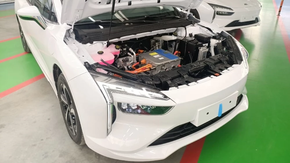 Амберавто А5 двигатель электромотор капот