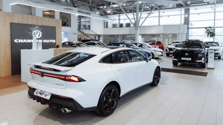 Changan дилер брянск модели шоурум